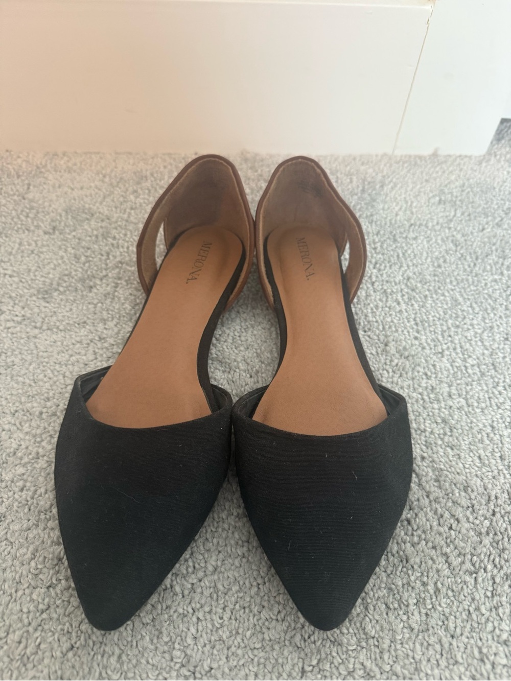 Merona Black Pointed D'Orsay Flats with Tan Insole